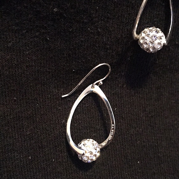 💐 Stunning .925 Dangle Earrings 💐 - Picture 4 of 6